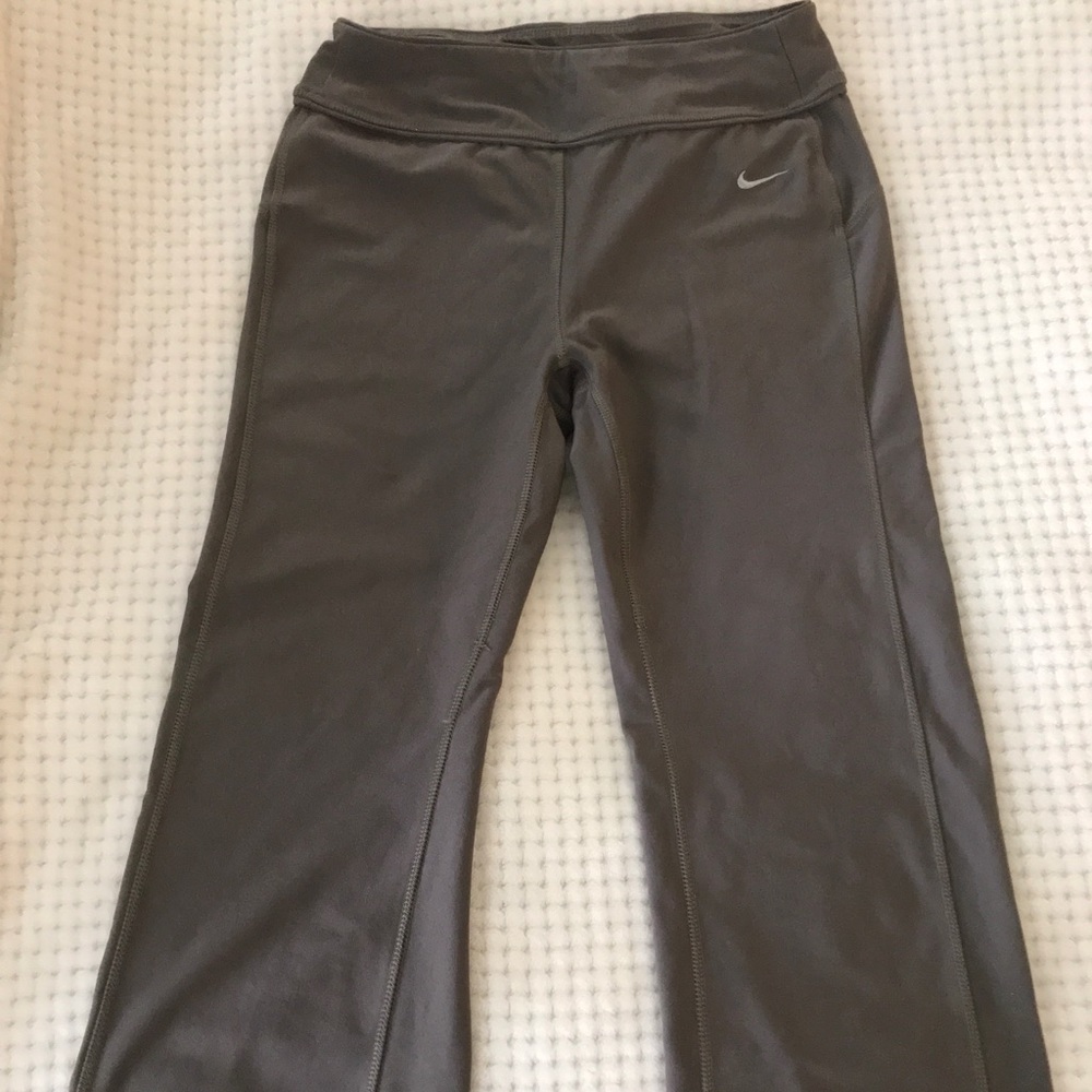 Nike FitDry Capris